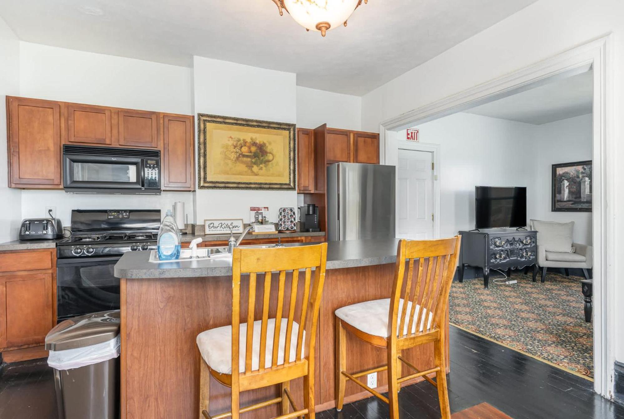 Spacious Upstairs 1Bed- Walking Distance To Beach Outlet Mall Michigan City Exterior photo